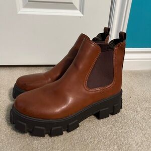 Sam Edelman chunky boots Daelyn